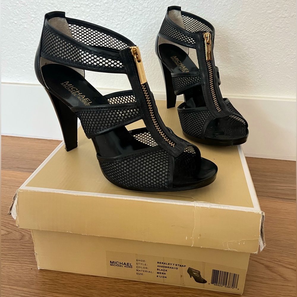 Michael Kors Berkley T Strap Mesh Heels - Black (6.5 M)